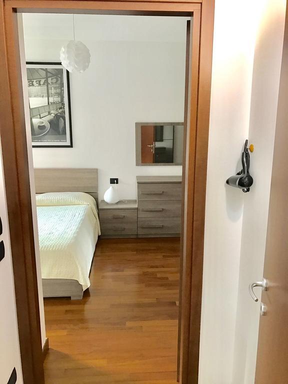 Politecnico Chique Apartment Милан Экстерьер фото