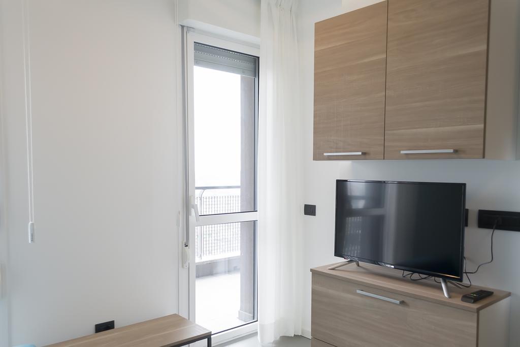 Politecnico Chique Apartment Милан Экстерьер фото